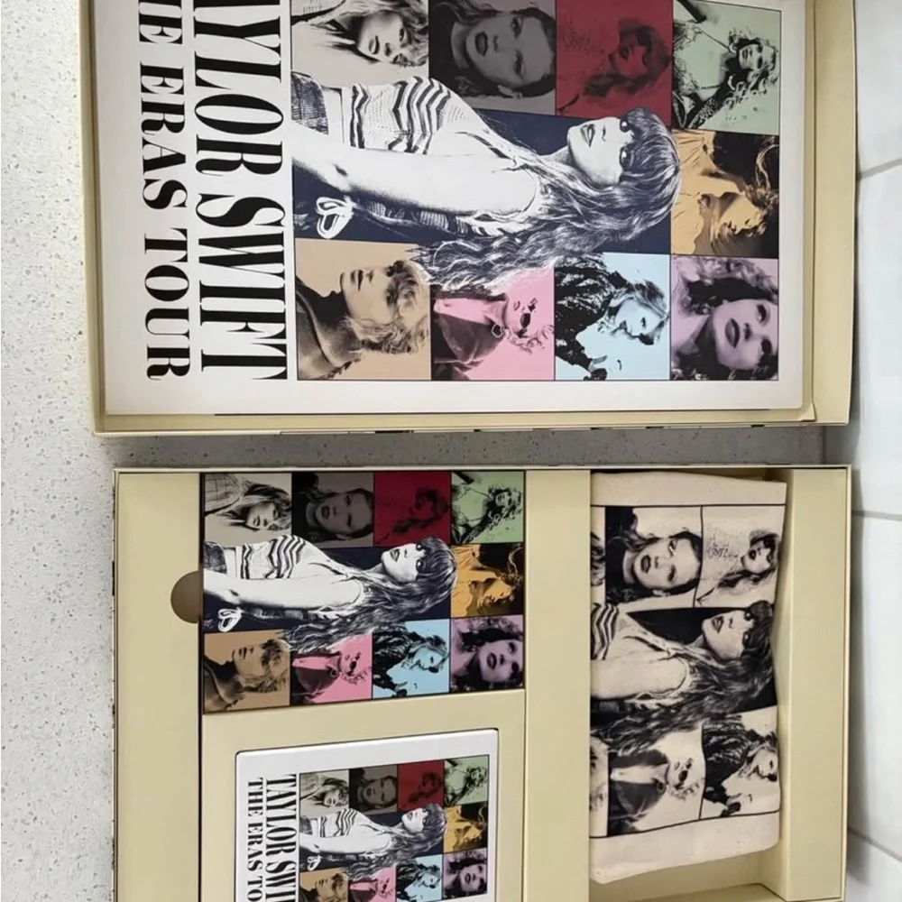 Taylor Swift 4枚セット We have all 4 versions of Taylor Swift's Midnights in!! Time to